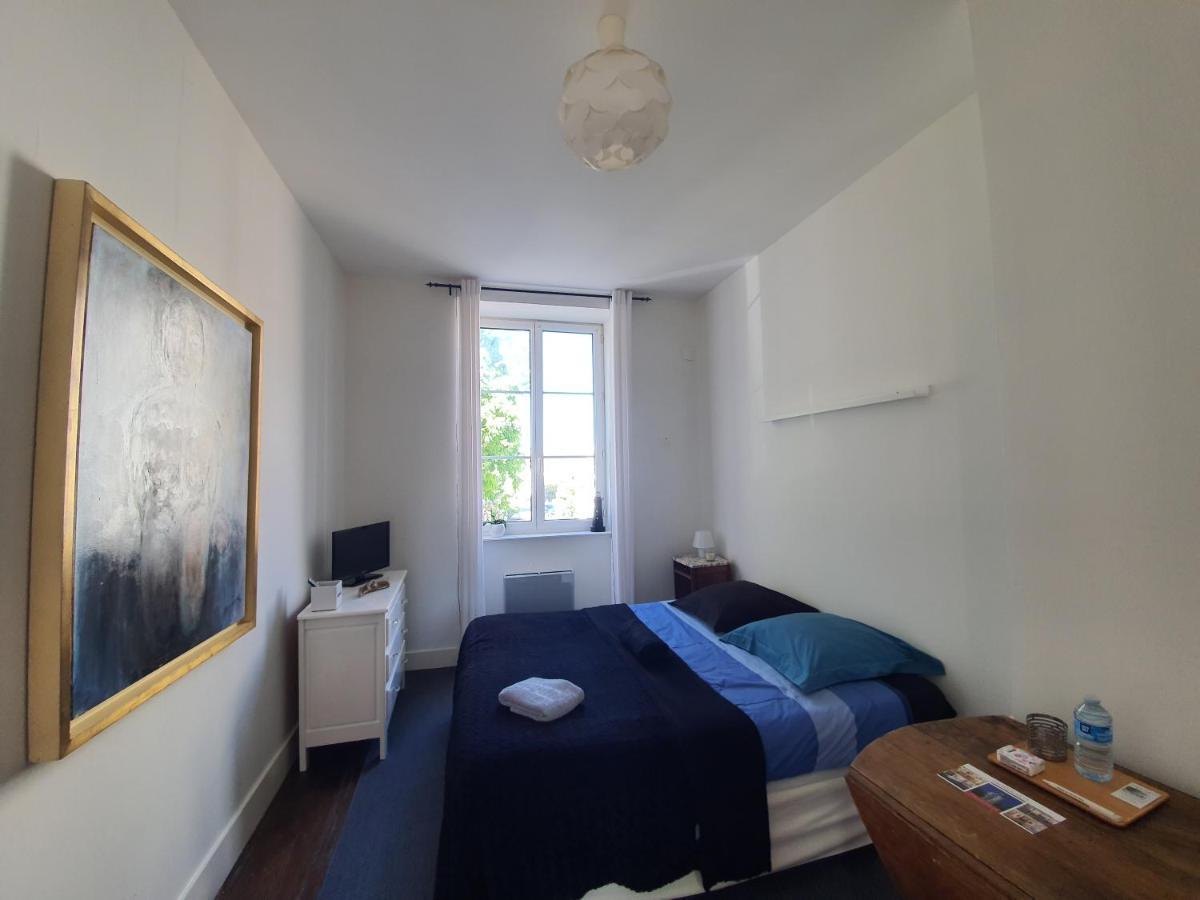 Maison Laurenza 2 Chambres D'Hotes Saint-Jean-de-Liversay Exterior foto